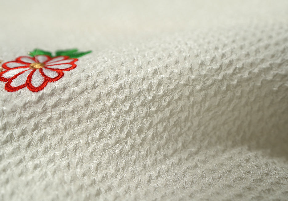 七五三 女児三歳用 被布コート  正絹 絞り 新品ht325