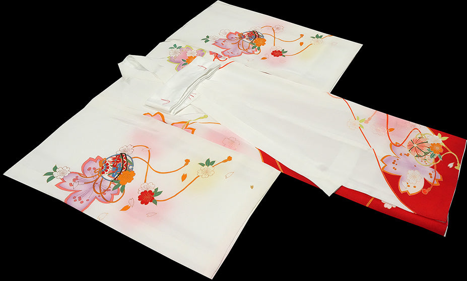 お宮参り 女の子 着物 女児祝着 正絹 のしめ 初着 産着 新品ラスト1点 正絹] お宮参り 女の子 初着 産着 花尽くし鞠と檜扇 赤色 レッド 花柄